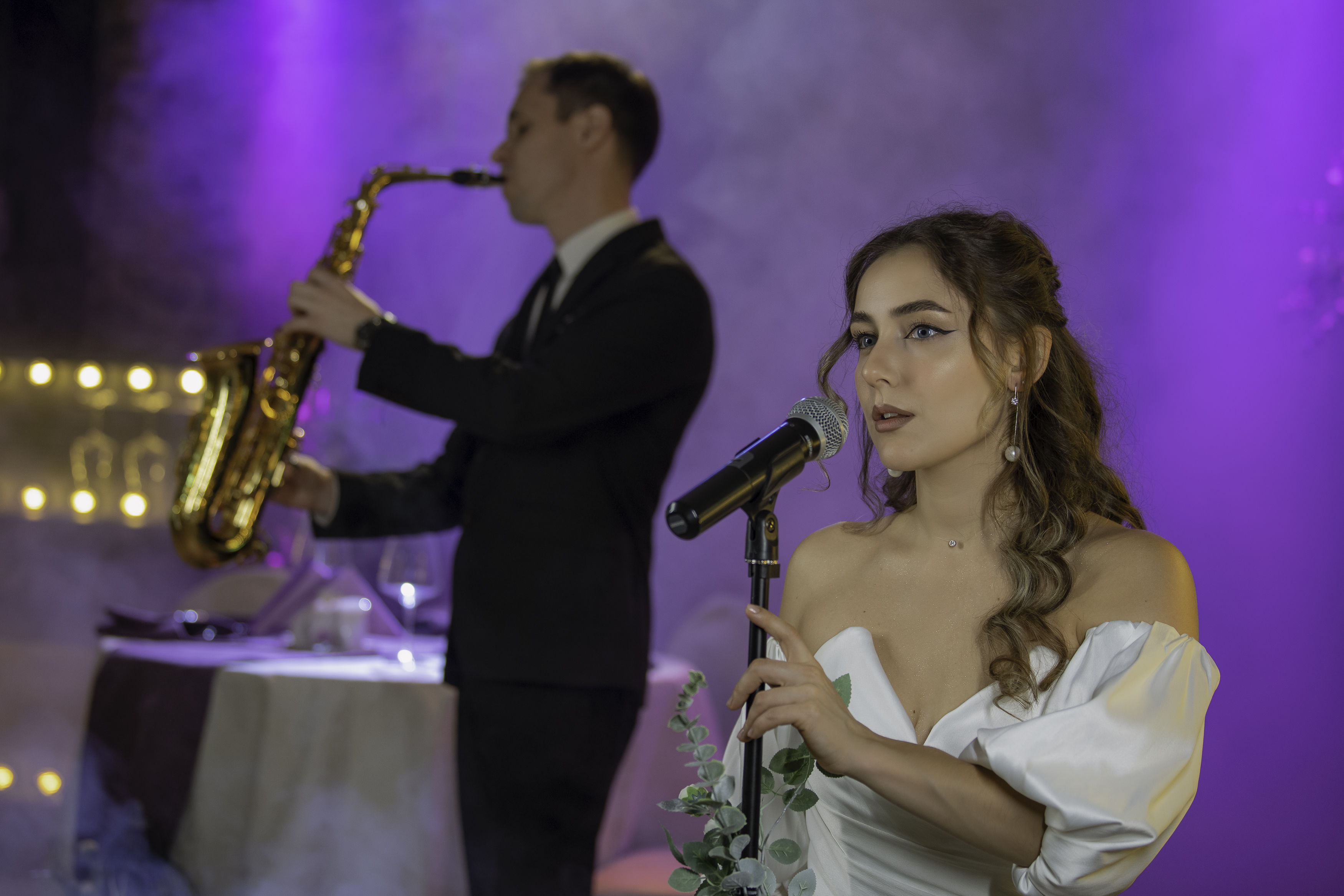 Столик на троих – афиша