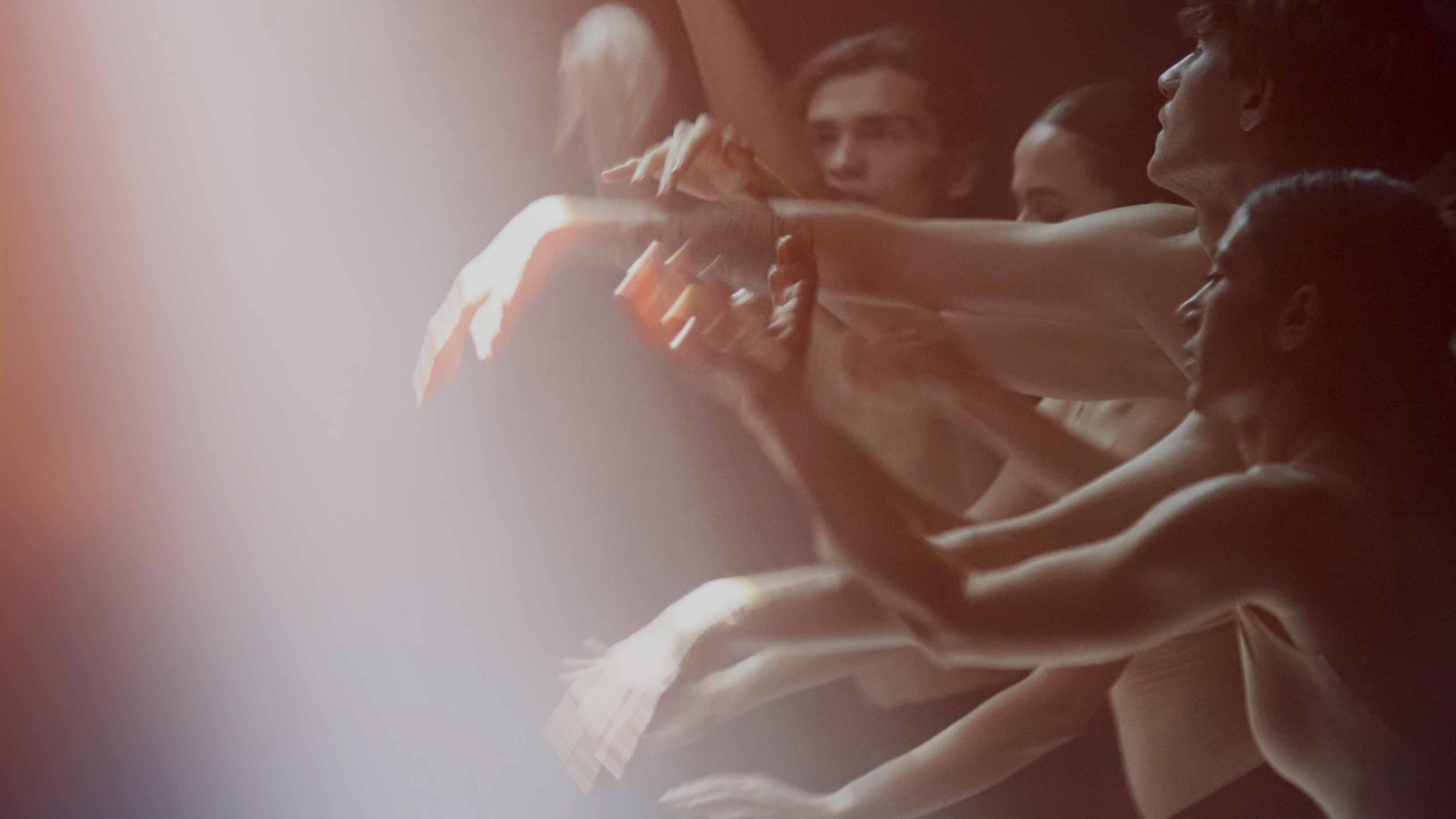 Вечер современного танца от студии Context – афиша