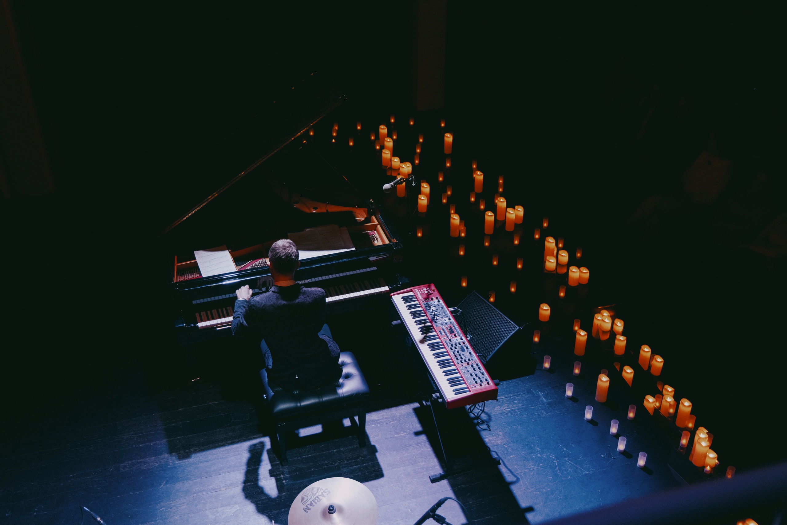 Концерт в свечах «Вселенная Миядзаки и Макото Синкая» – афиша