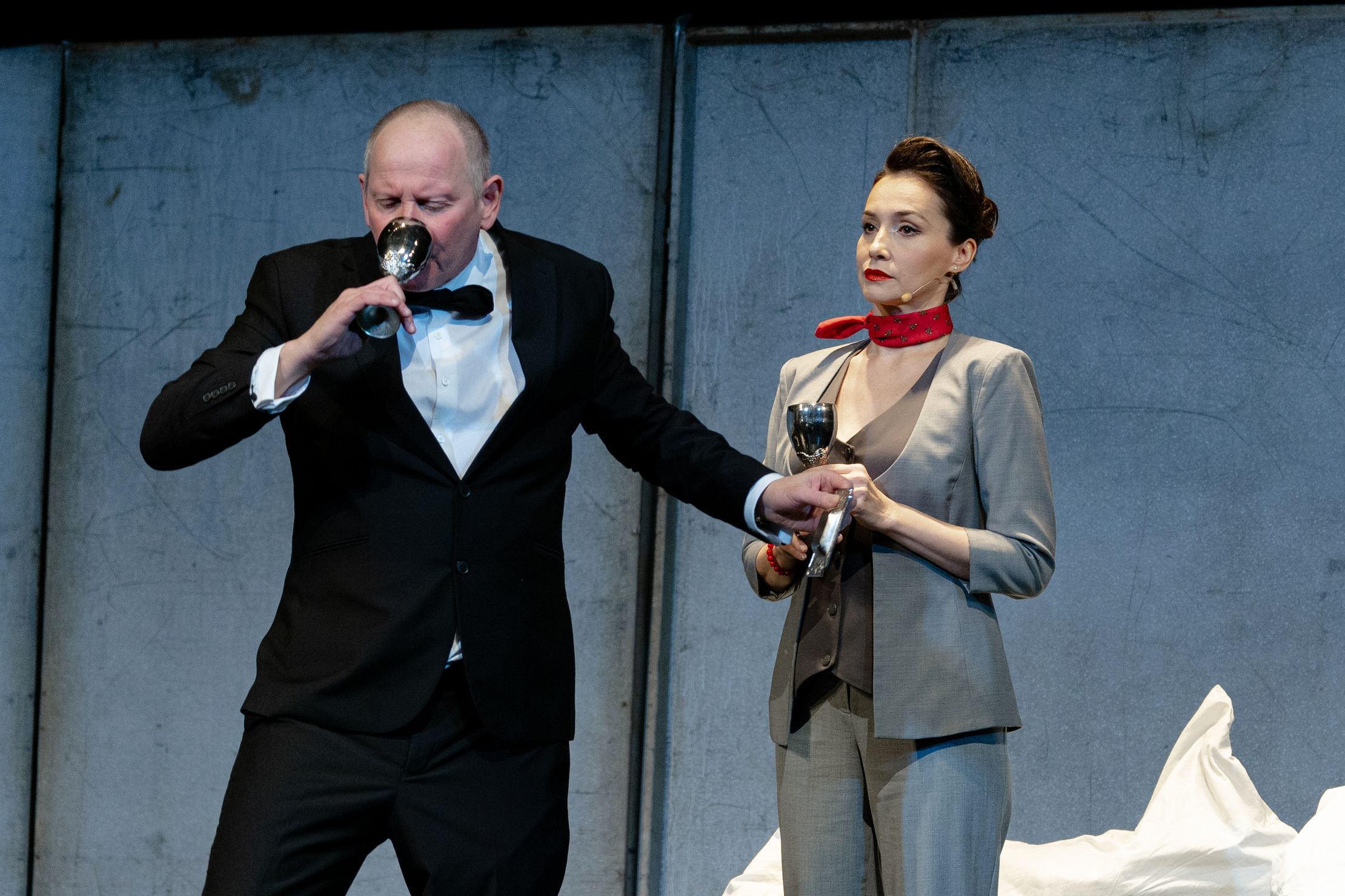 Вредные привычки – афиша