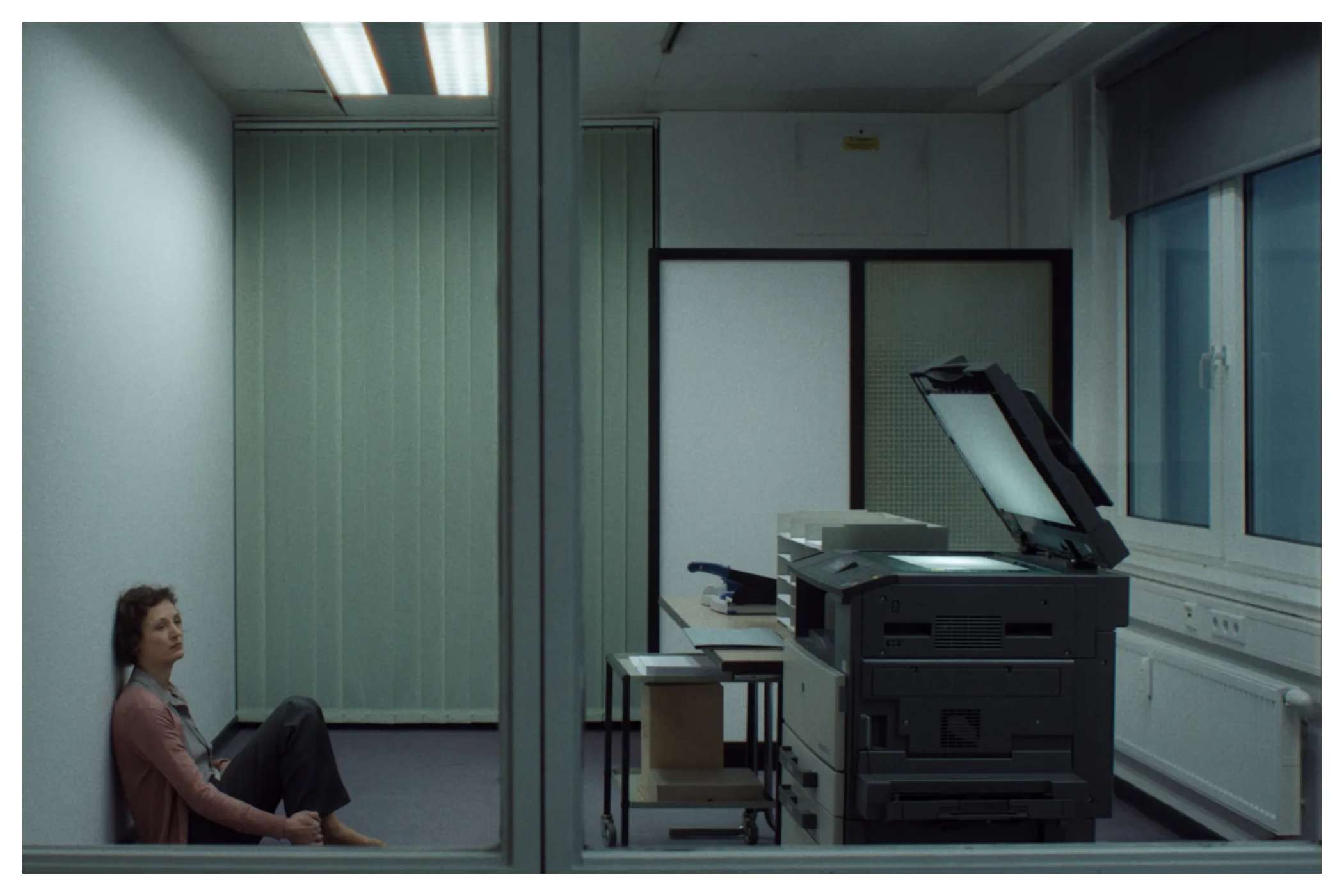 О герое – афиша