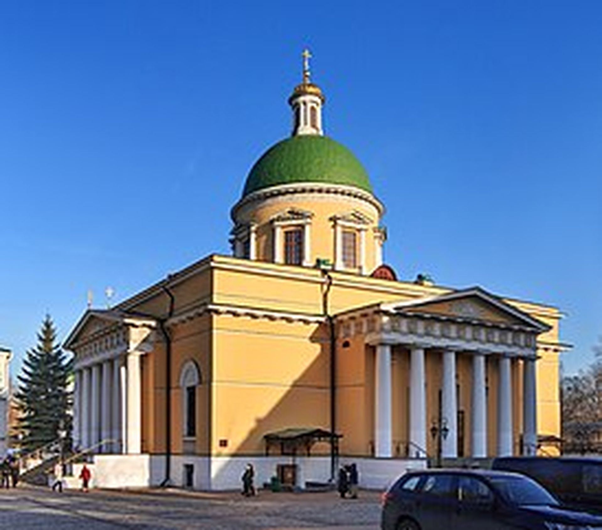 Хор Данилова монастыря. Концерт на Троицупод открытым небом – афиша