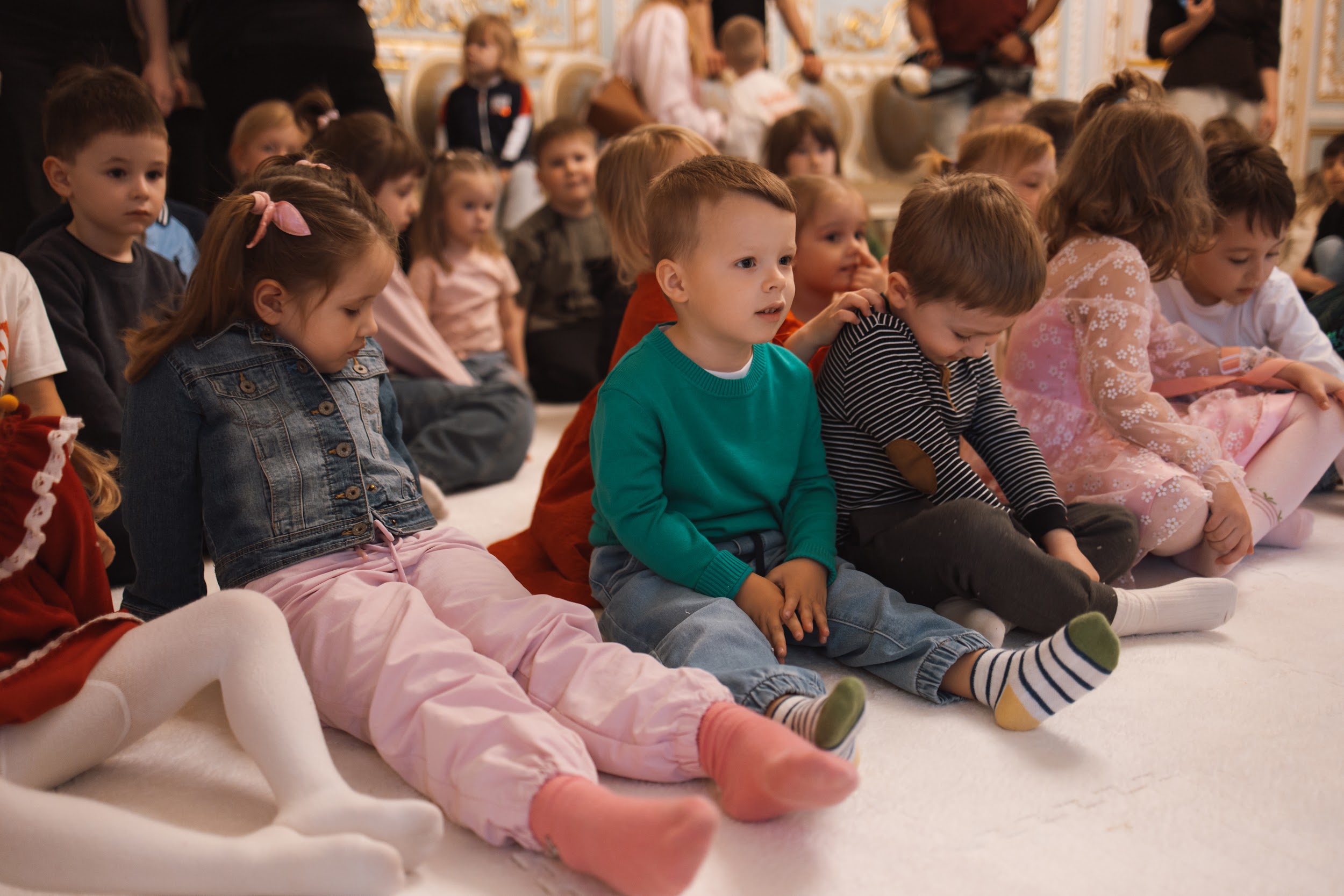 Клуб маленьких эстетов. «Лепка музыкальных инструментов под классическую музыку» – афиша
