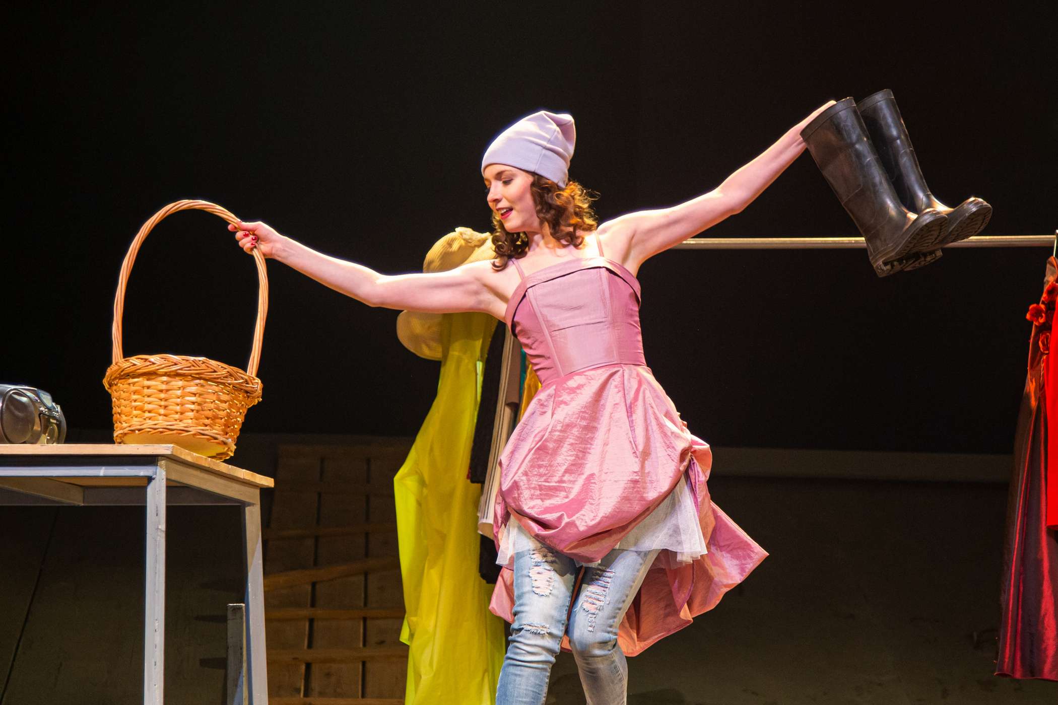 Бесприданница – афиша