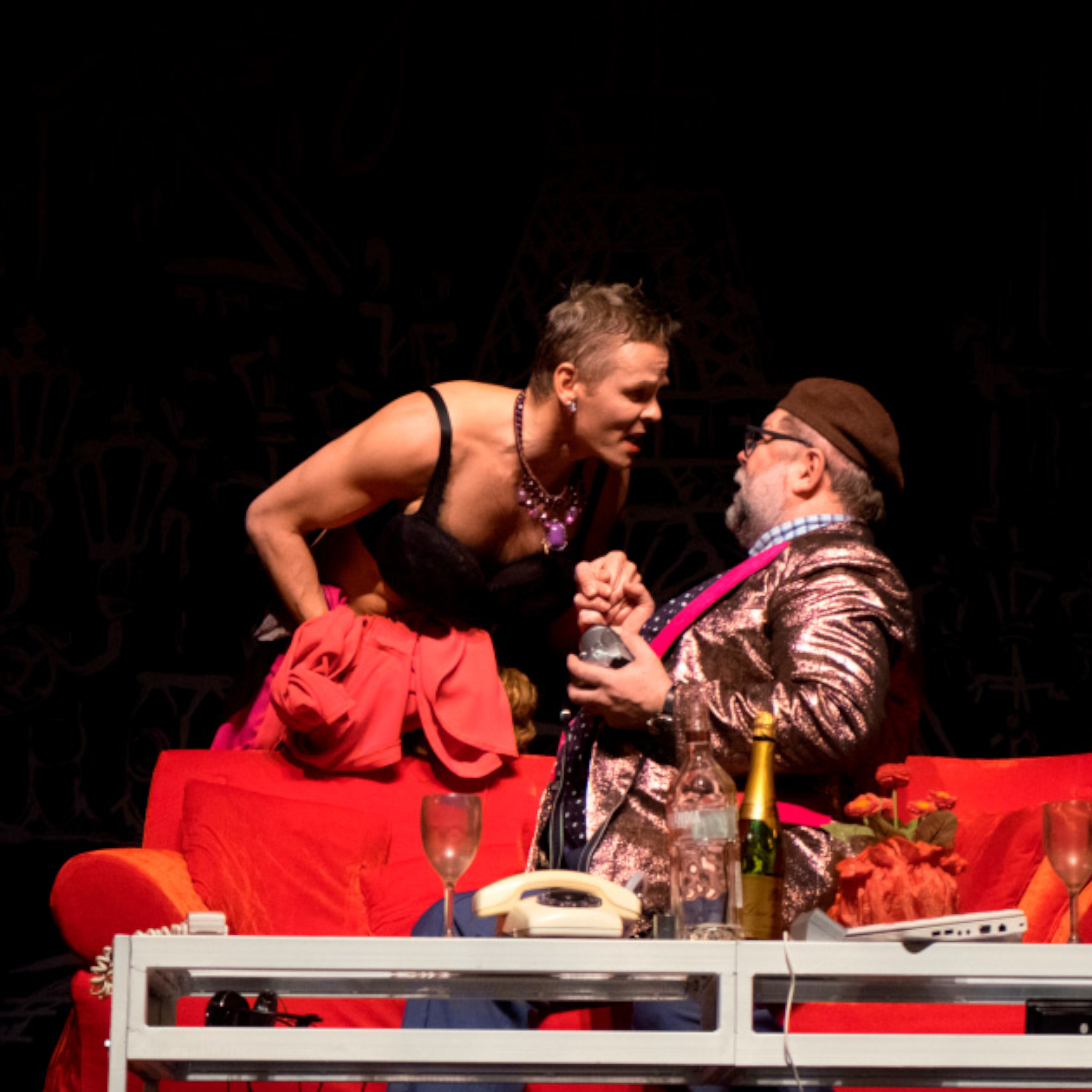 У каждого свои недостатки – афиша