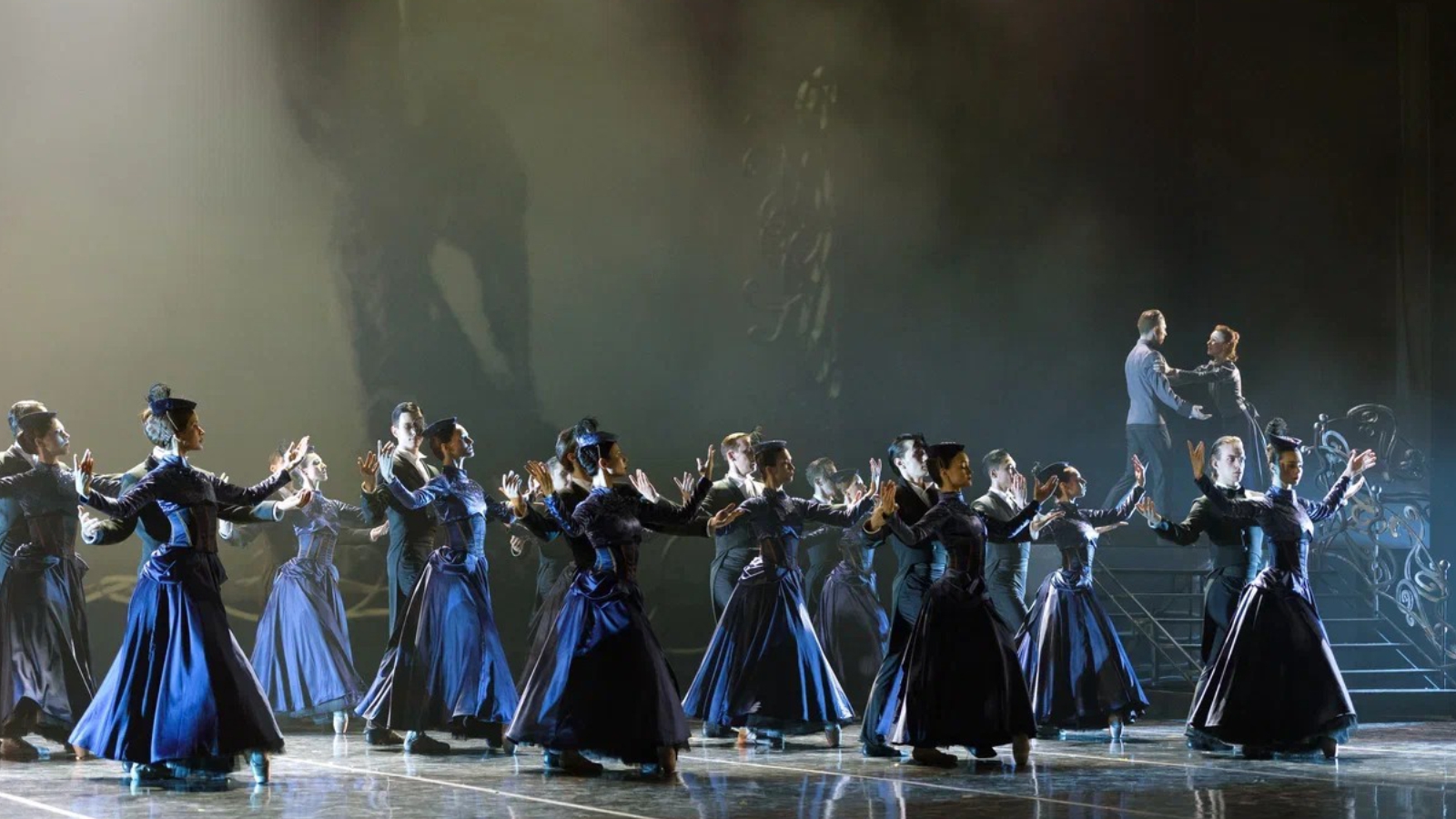 Анна Каренина – афиша