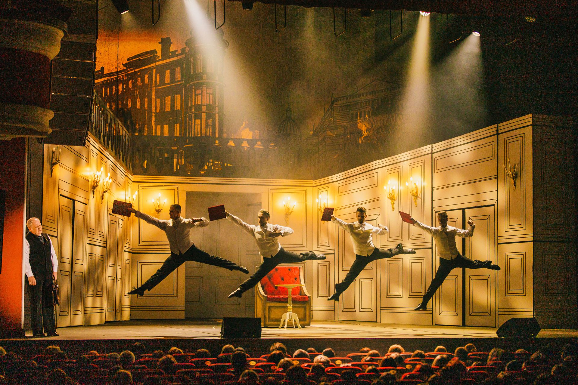 Анна Каренина – афиша