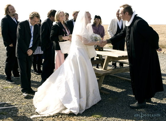 Брак по-исландски – афиша