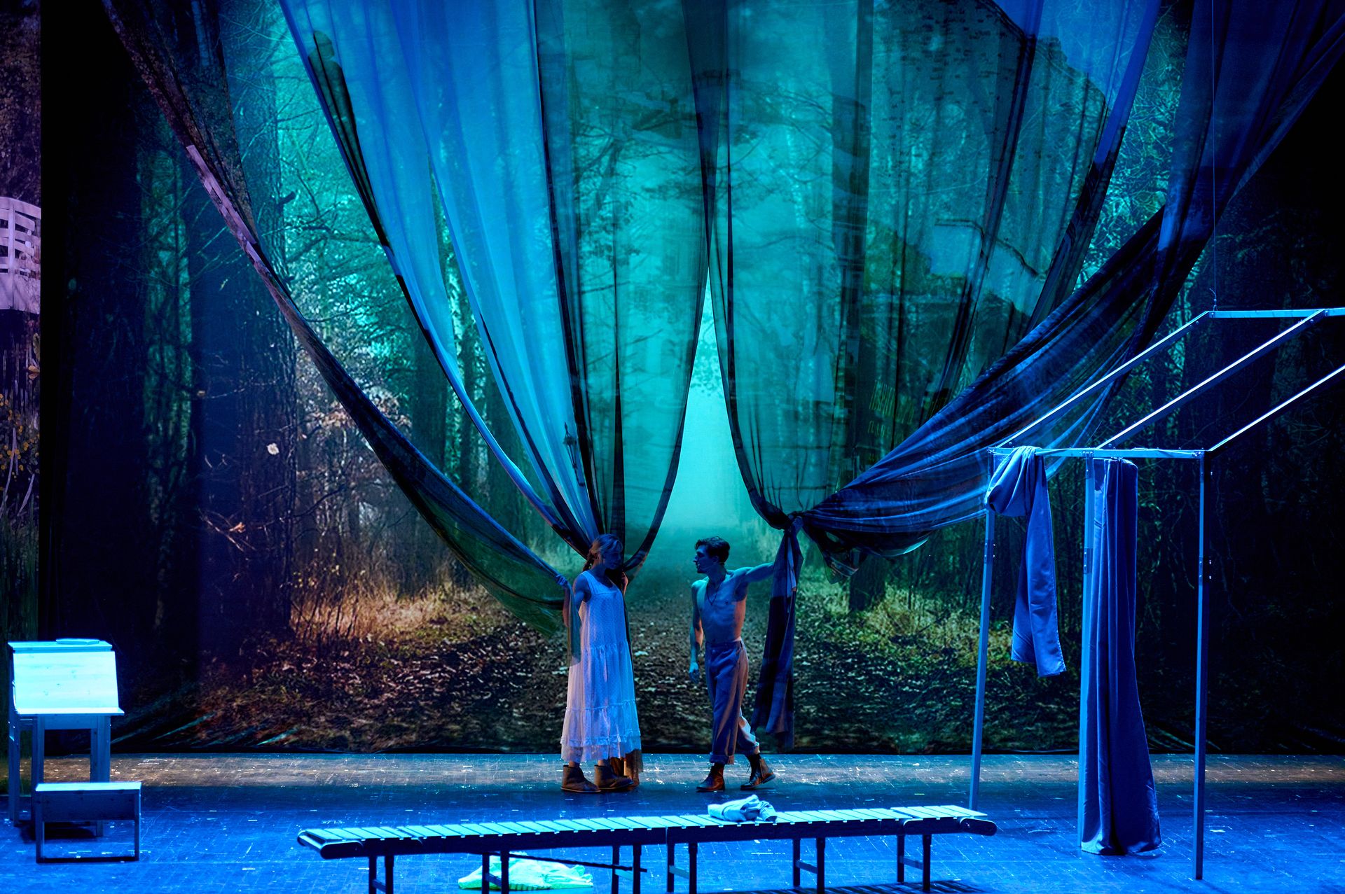 Осенний роман – афиша