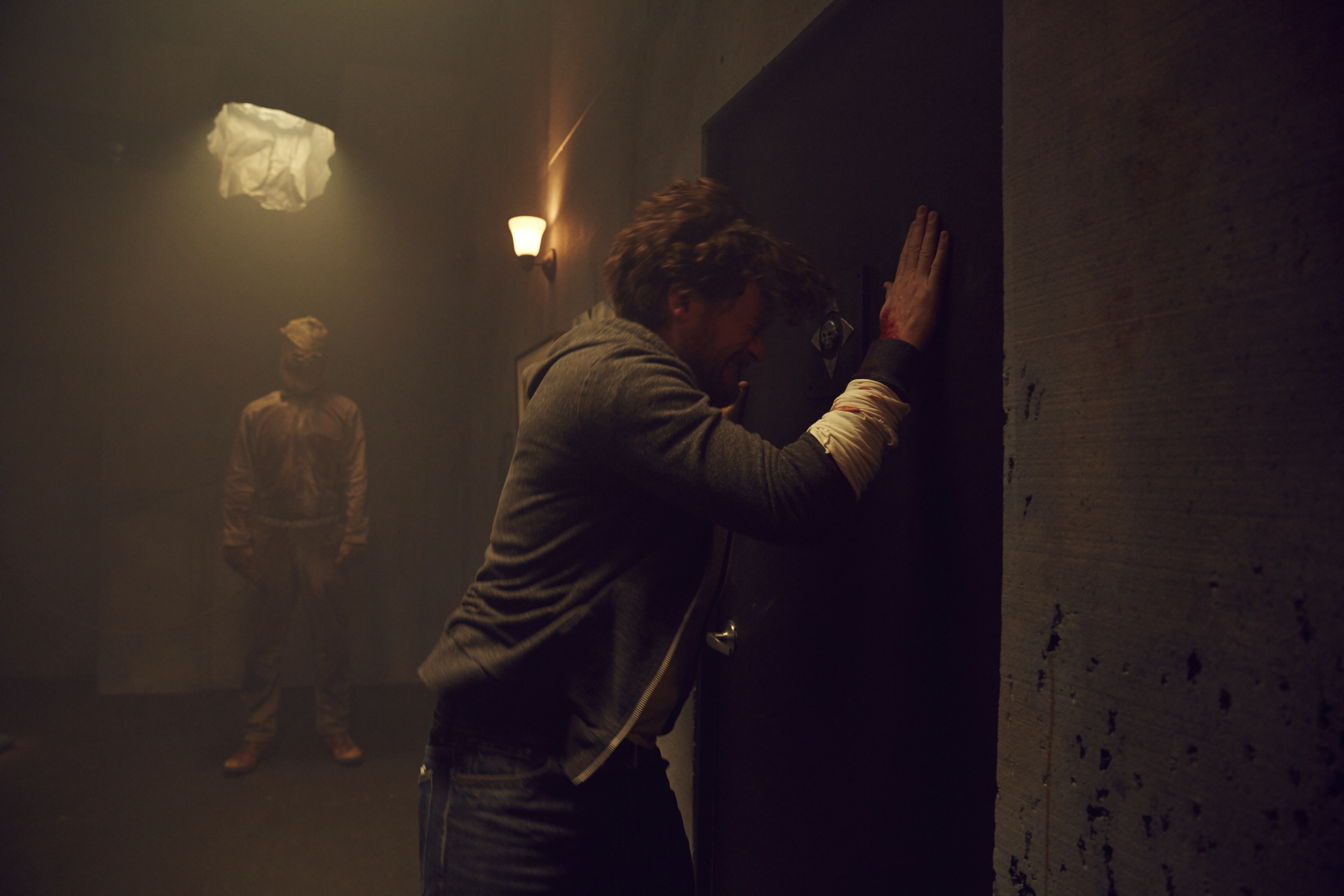 Квест трейлер на русском. Ласт квест трейлер. Квест трейлер на русском. Локап квест екатеринбург. Квест трейлер на русском.