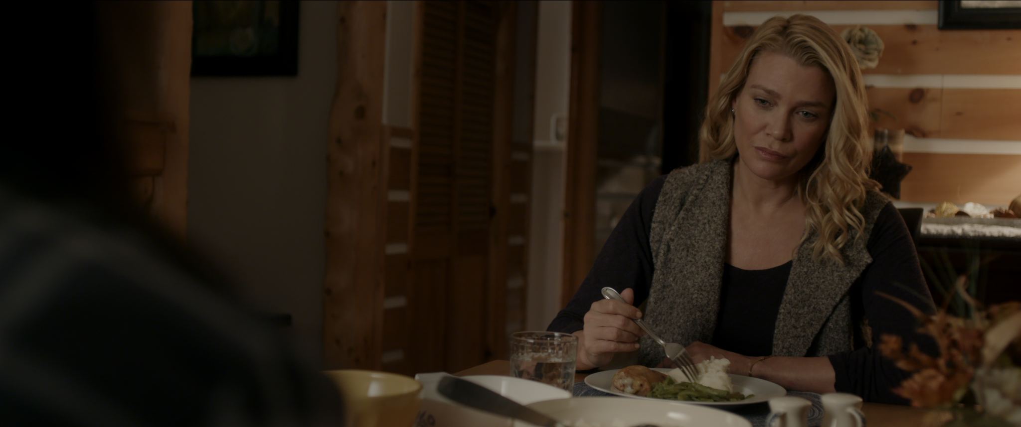 Лори Холден – фото