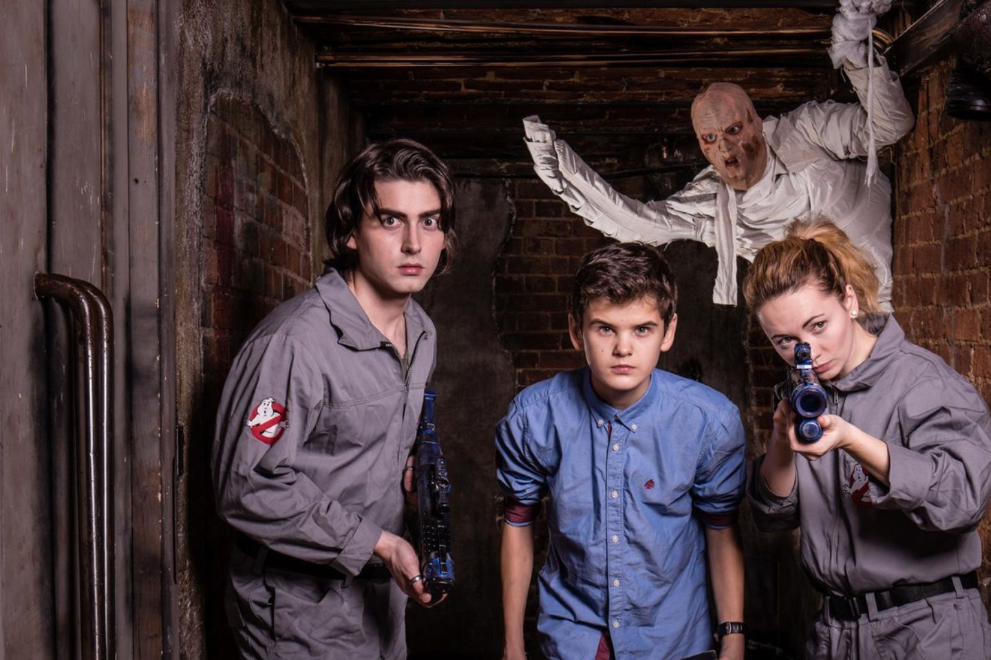 Квест «​Охотники за привидениями»​ – афиша