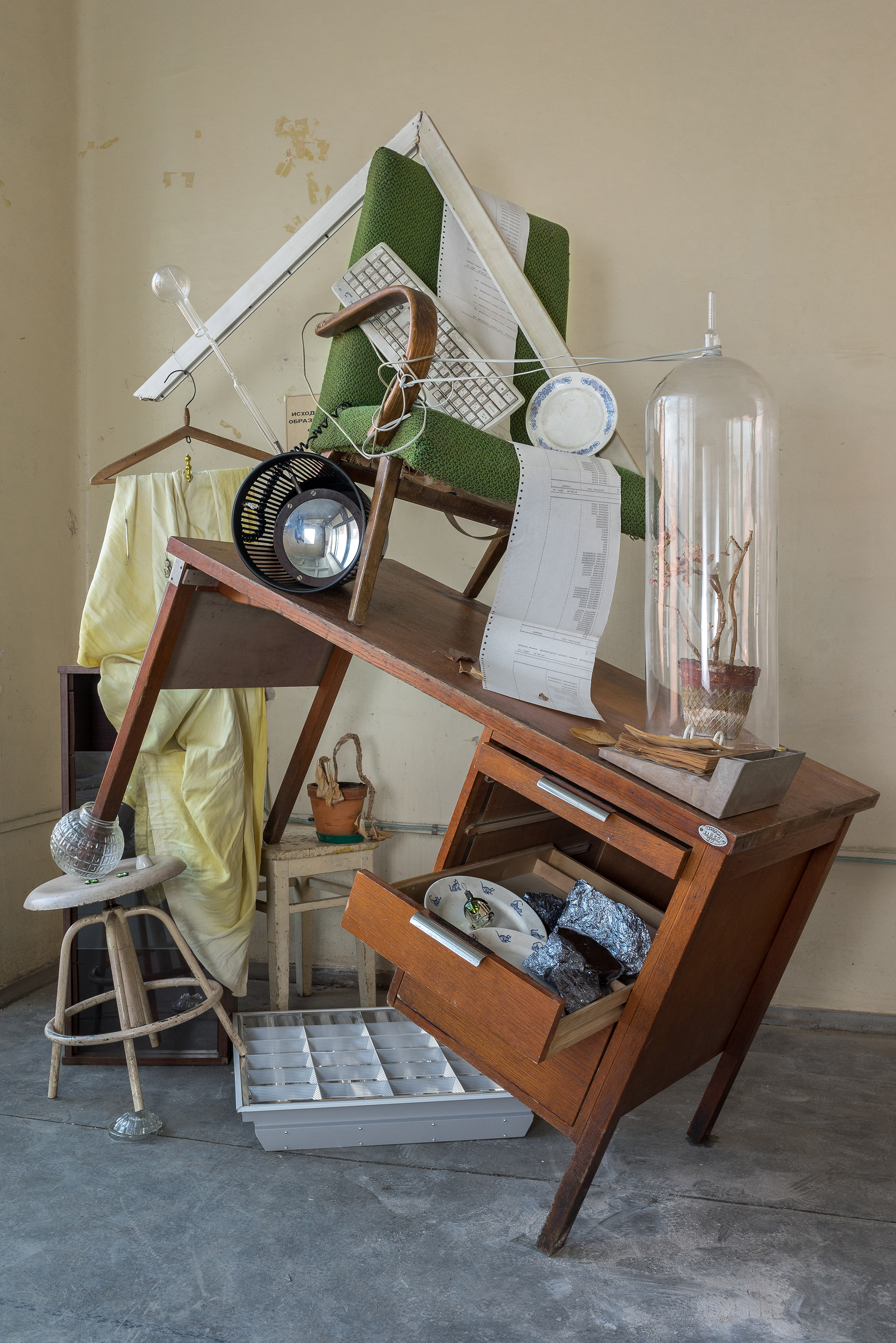 Выбирая дистанцию: спекуляции, фейки, прогнозы в эпоху коронацена – афиша