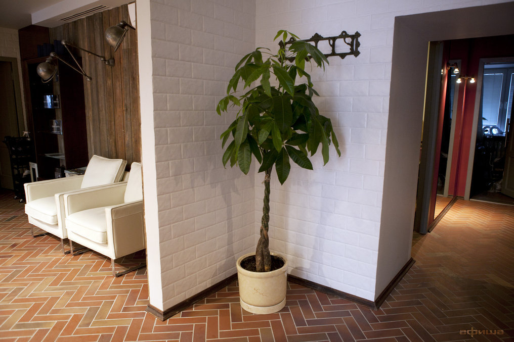 Mr. Right – афиша