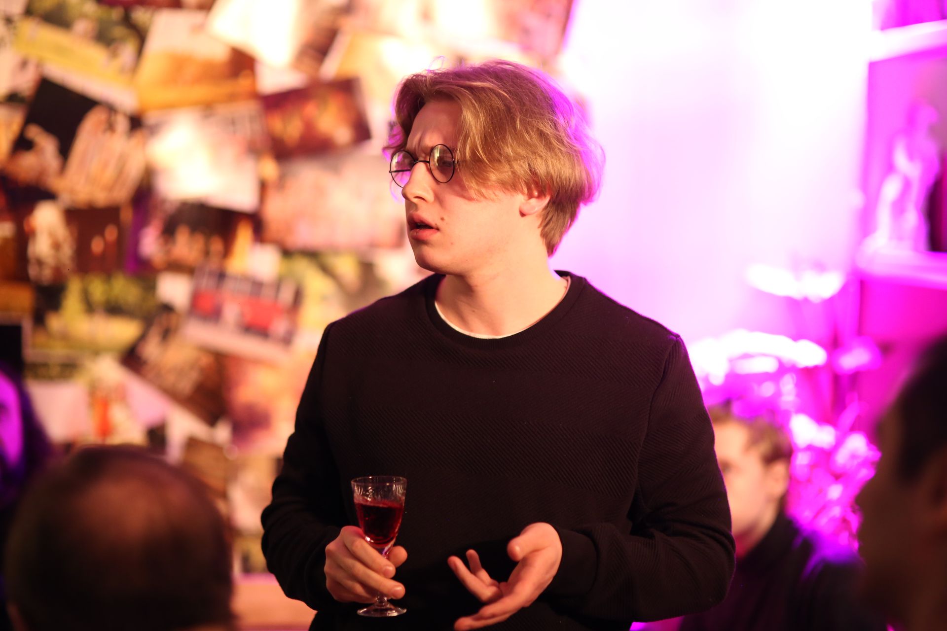 Монологи О – афиша