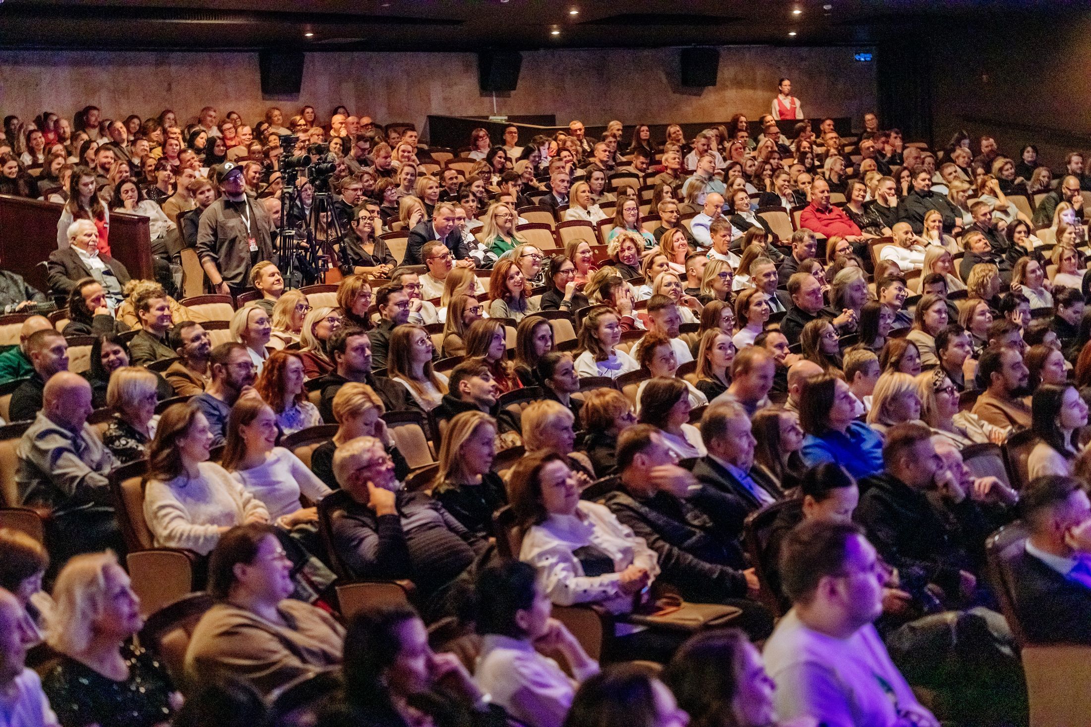 БеспринцЫпный Новый год. Сергей Бурунов, Гоша Куценко, Дарья Мороз и Александр Цыпкин – афиша