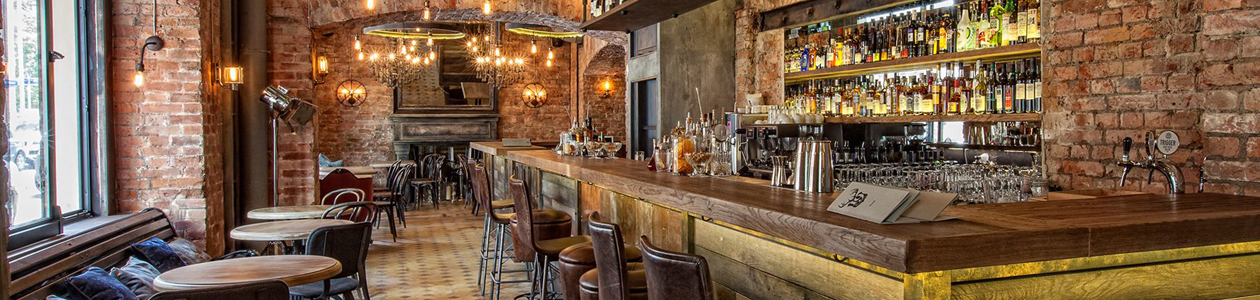 : 19 Bar & Atmosphere