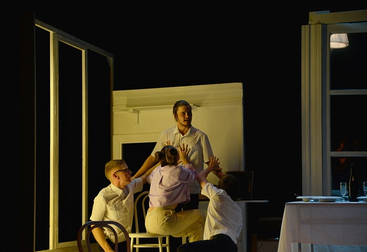 Дорогая Елена Сергеевна – афиша