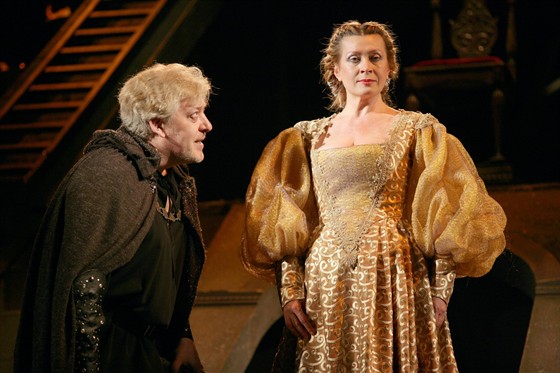 Віват, королево! – афиша